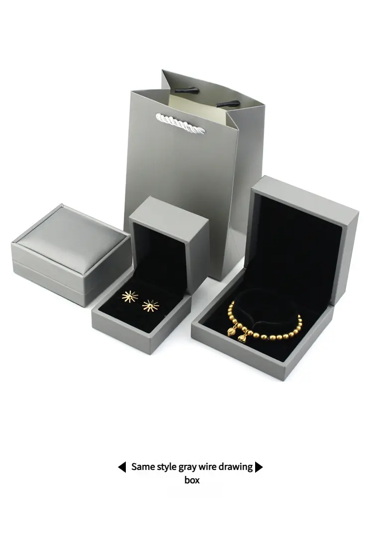 High Quality Textured Paper Gift Bags High Quality Textured Paper Gift Bags